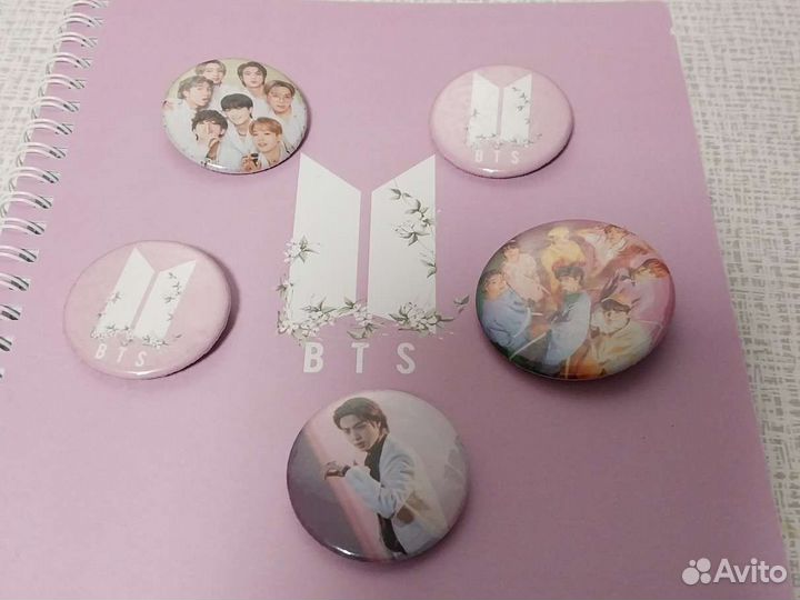 Значки BTS