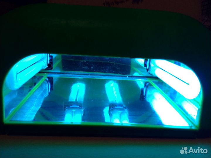 Лампа для ногтей