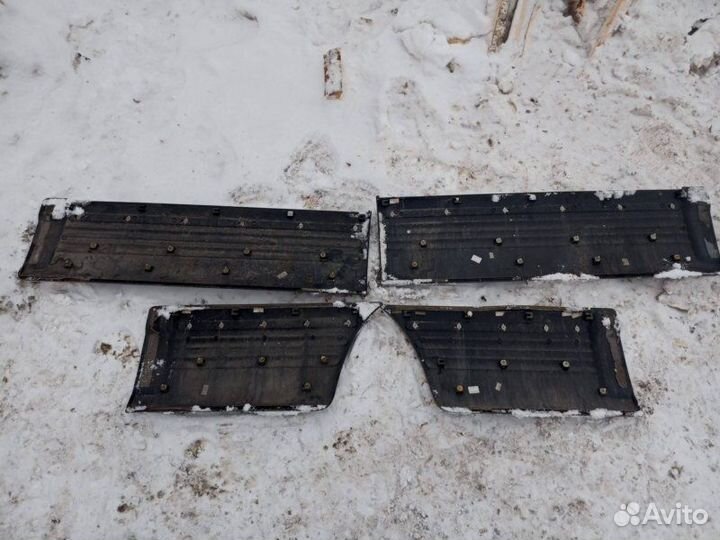 Накладка двери Ssangyong Musso