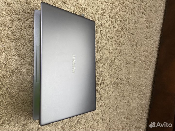 Huawei matebook d15 i3