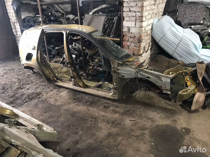 Боковина кузова правая Renault Duster 2015