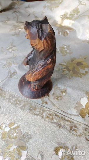 Медведь,дерево