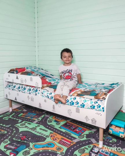 Детская кроватка от 2 лет с бортиком