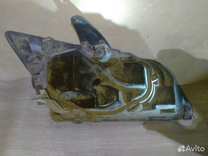 Фара ford focus 2
