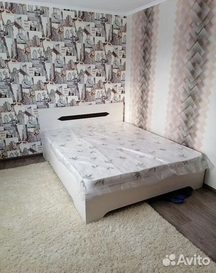 Кровать Валенсия с матрасом