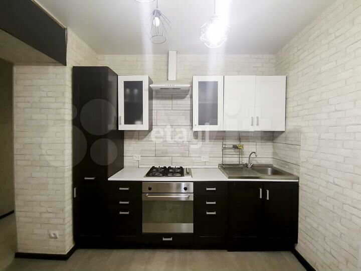 3-к. квартира, 82,4 м², 1/3 эт.