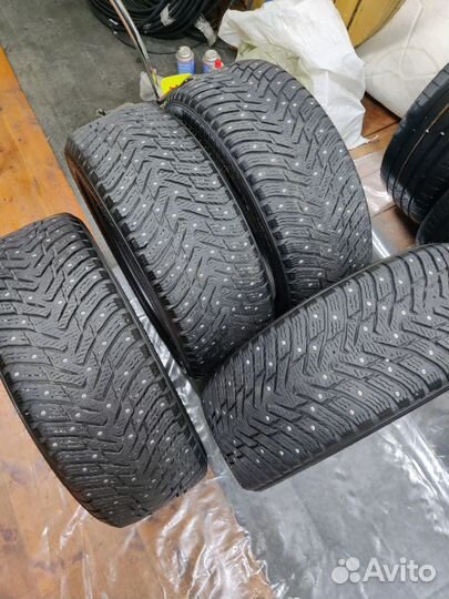 Nokian Tyres Hakkapeliitta 8 225/45 R19 96T