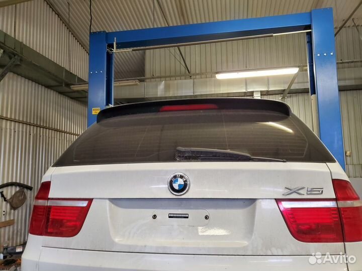 Крышка багажника bmw E70 верхняя