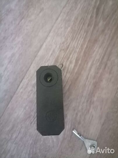 Замок гаражный навесной