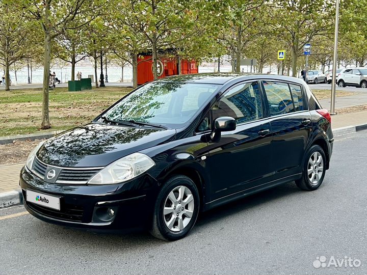 Nissan Tiida 1.6 AT, 2008, 242 000 км