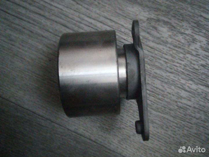 Натяжной ролик 7афе