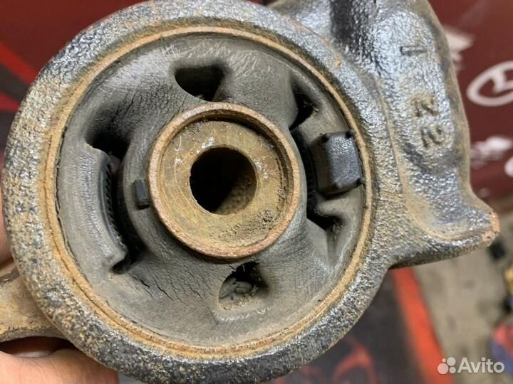 Рычаг передний нижний правый Mazda Mazda 3 BM 2013