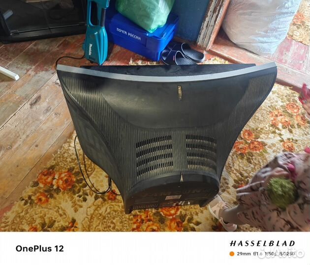 Телевизор samsung