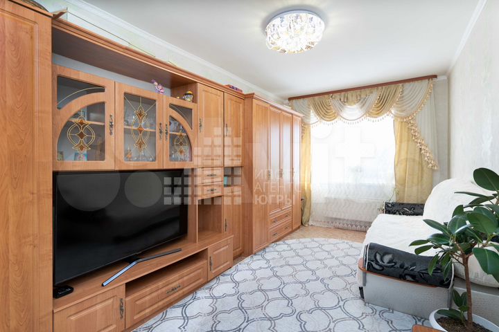2-к. квартира, 58 м², 3/12 эт.