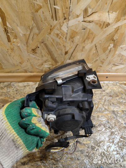 Фара Правая Пассат Б5 бу Оригинал