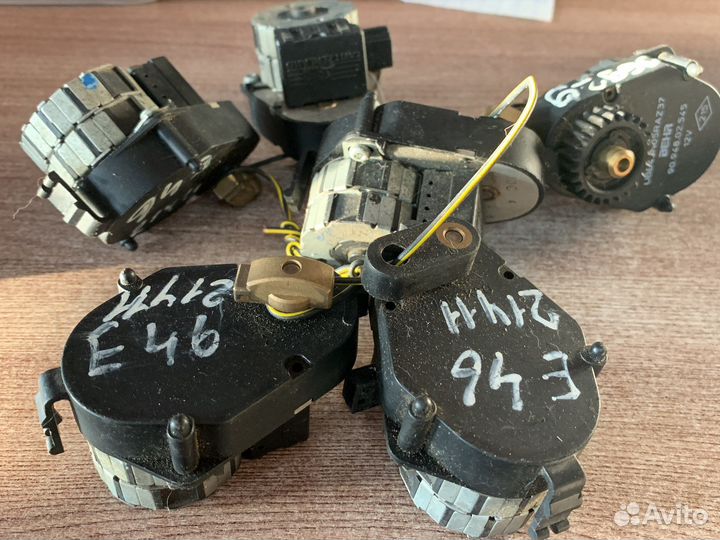 Моторчик заслонки отопителя BMW E36 e46