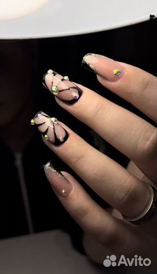 Наращивание ногтей