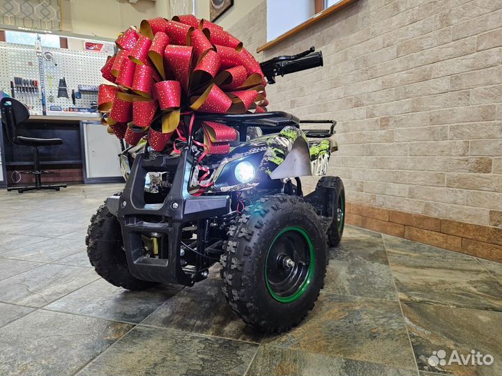 Продам детский квадроцикл электрический