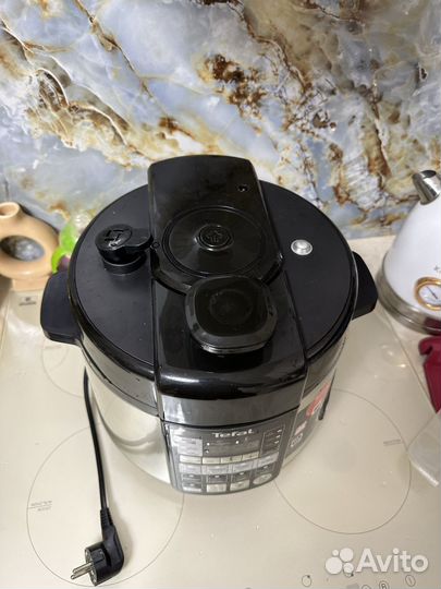 Мультиварка-скороварка Tefal CY621D32