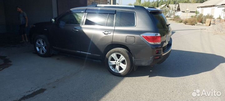 Toyota Highlander 3.5 AT, 2012, 185 800 км