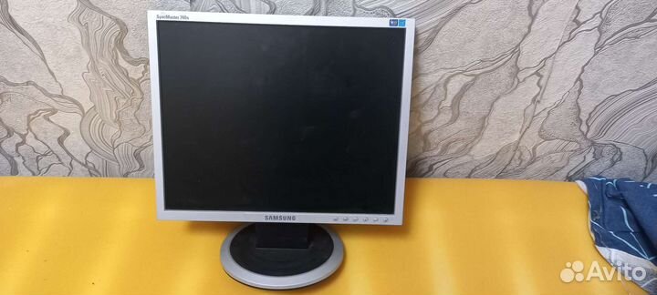 Монитор Samsung 20 19 17