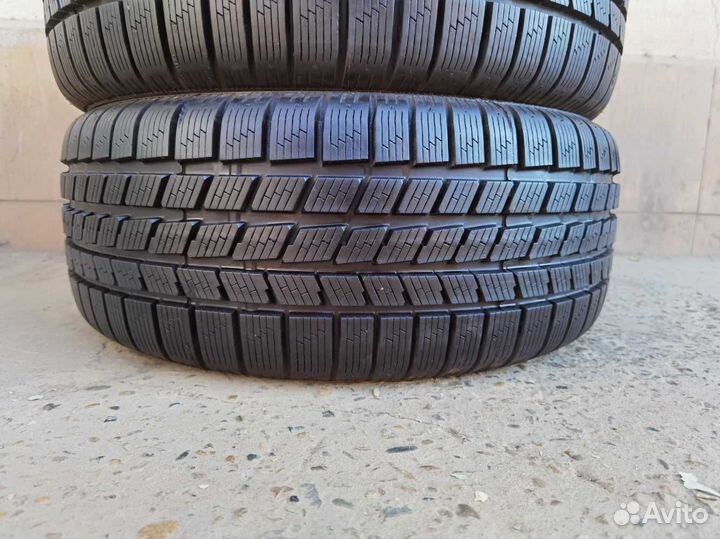 Pirelli Winter 240 Snowsport 215/45 R17 91V