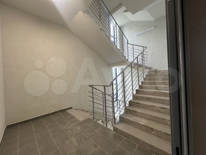 Свободного назначения, 2000 м²