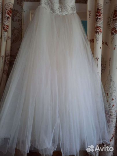 Продам свадебное платье