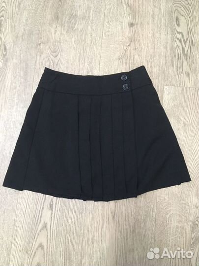 Блузки, водолазка, юбка и брюки (рост 140-146)