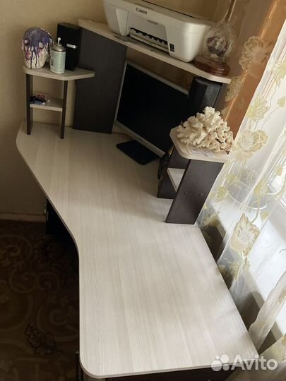 Компьютерный стол