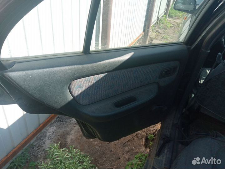 Стеклоподъемник задний левый Nissan Almera n15