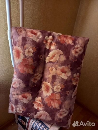 Диванные подушки