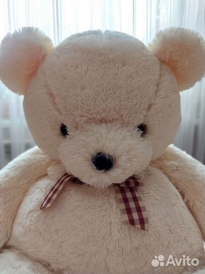 Плюшевый медведь большой