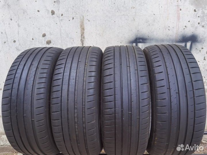 Michelin Pilot Sport 4 225/45 R19 96W