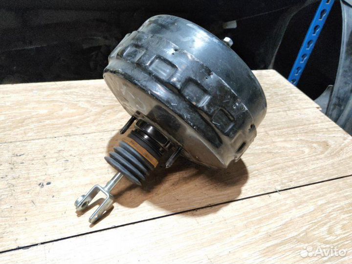 Вакуумный усилитель Mercedes-Benz C-Class W204