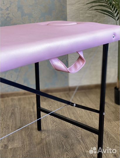 Кушетка с вырезом