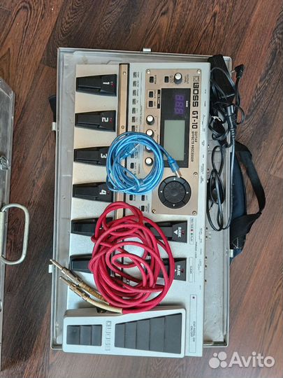 Процессор для электрогитары Boss GT-10