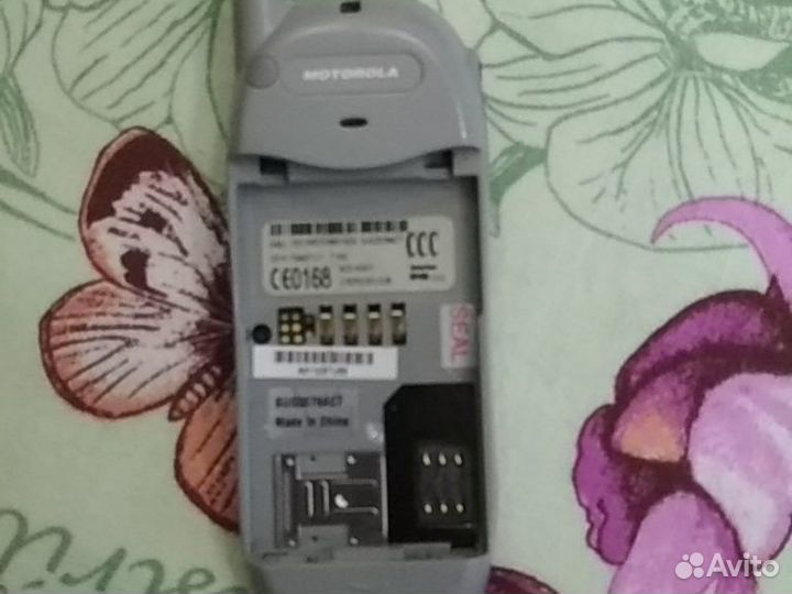 Телефон Motorola T190