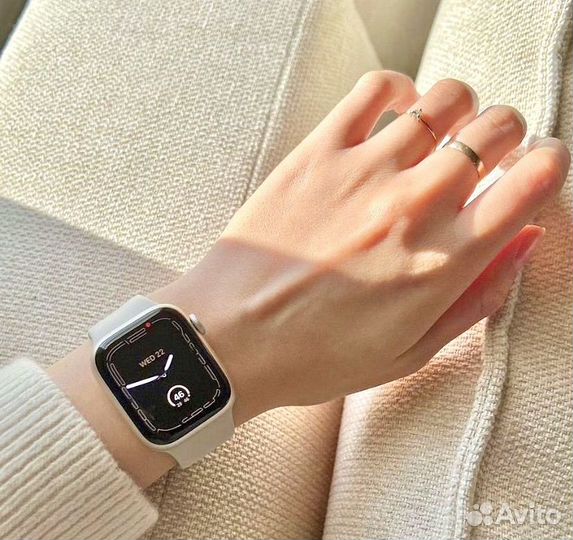 Apple watch series 8