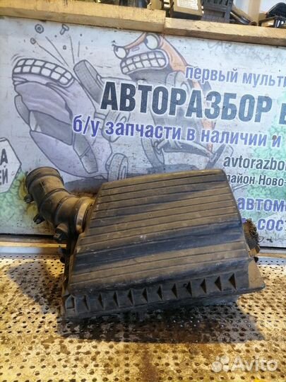 Корпус воздушного фильтра Opel Vectra B