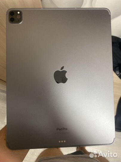 iPad pro 12.9 6 поколение 128кб