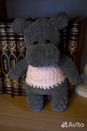 Вязаный бегемот