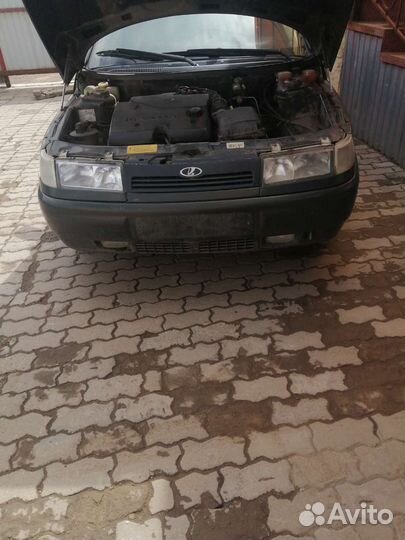 Ваз-2112 на запчасти на ходу