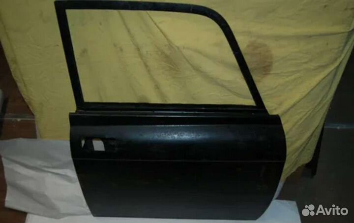 Правая передняя дверь на москвич 2140