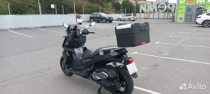 BMW C400X