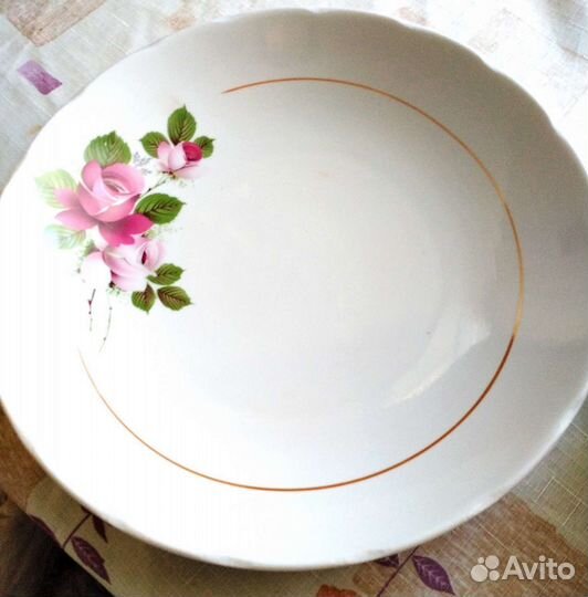 Супница с блюдом