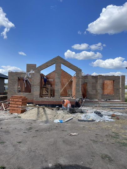 Коттедж 130 м² на участке 10 сот.