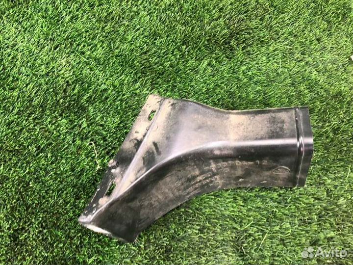 Воздуховод охлаждения тормозов передний правый Bmw