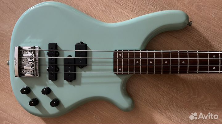 Бас гитара Rockoon Schaller