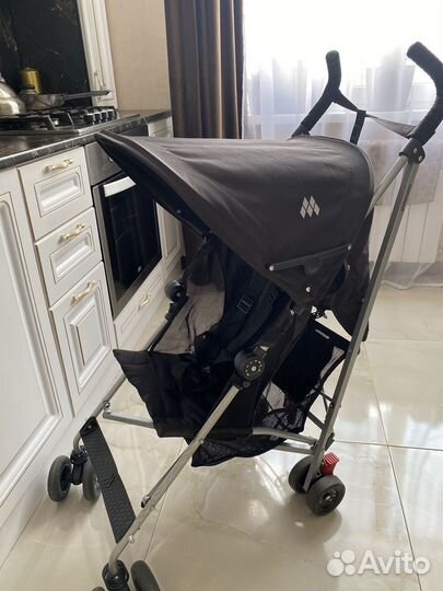 Прогулочная коляска трость maclaren